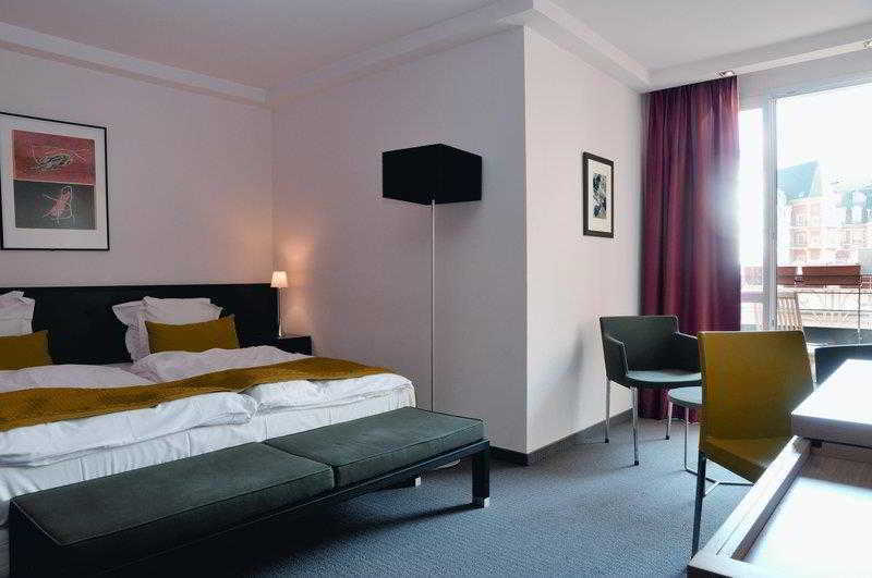 Grand Hotel Bristol Кольмар Номер фото